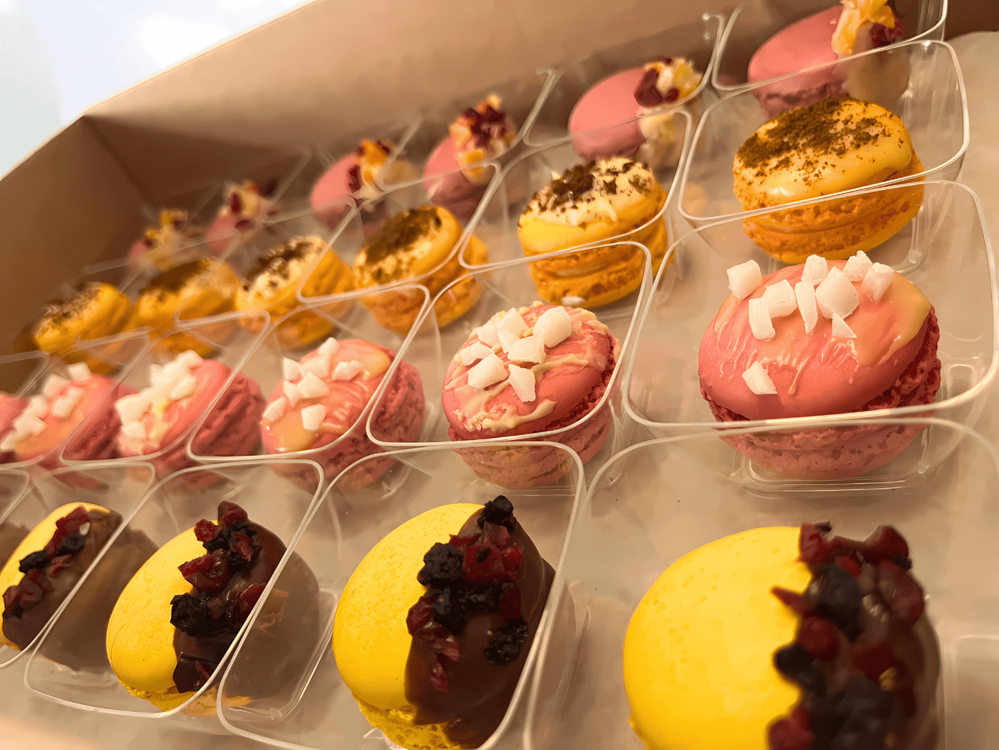 Author’s Macaron Box - Box Catering